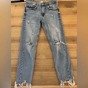 Zara size 4 slim boyfriend jeans